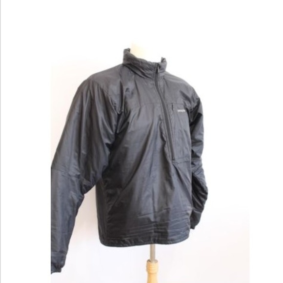 Patagonia Other - Patagonia Puffer Jacket Size S black pull over